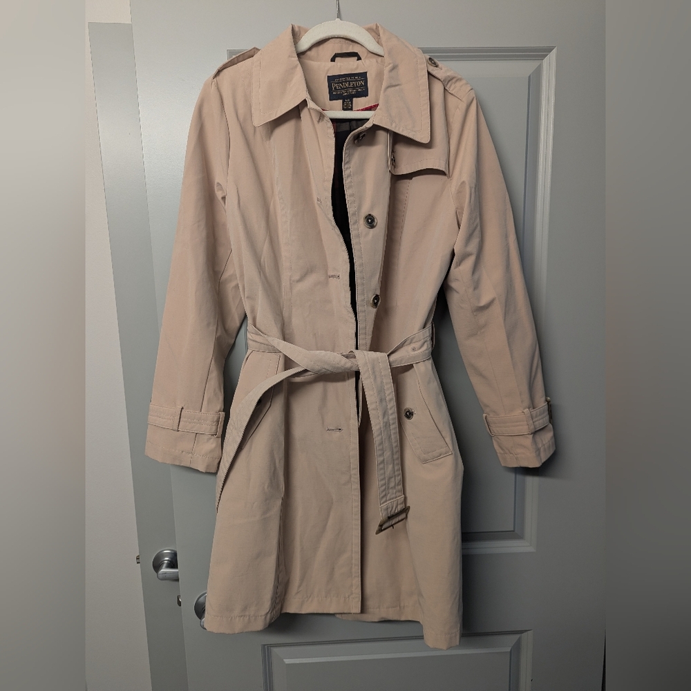 Pendleton Women's Tan Trench Coat, Size L
